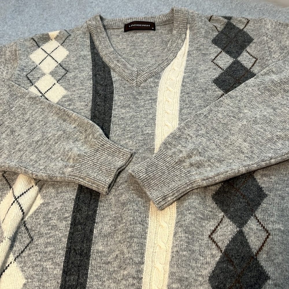 Lindbergh Argyle & Cable Knit Wool Sweater - Men's Medium - Gray V-Neck Academia